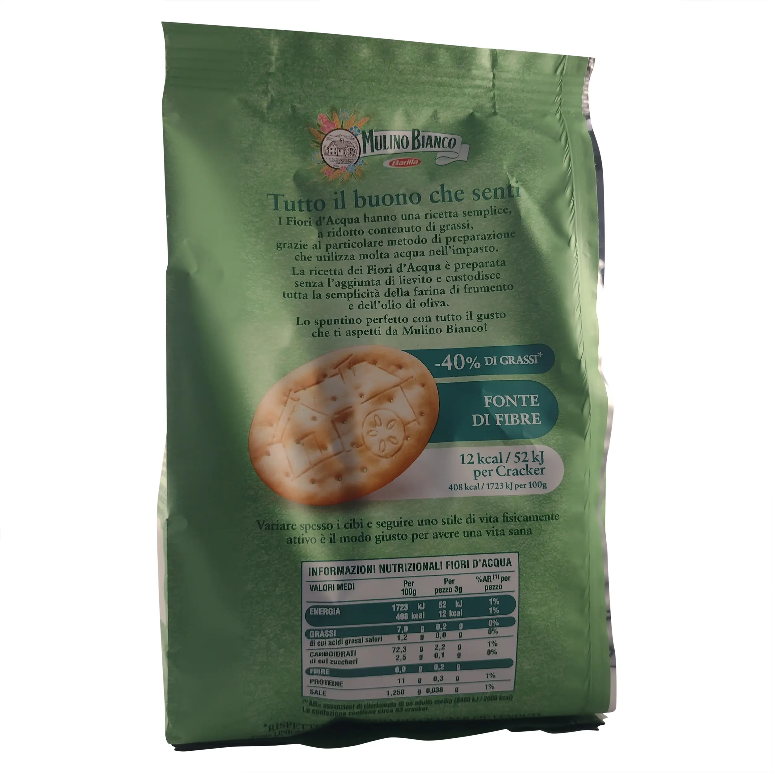 Water Crackers | Mulino Bianco Crackers | Fioro D'Acqua Yeast-Free Water Crackers | Italian Crackers | 8.81 Ounce Total Weight - Image 2